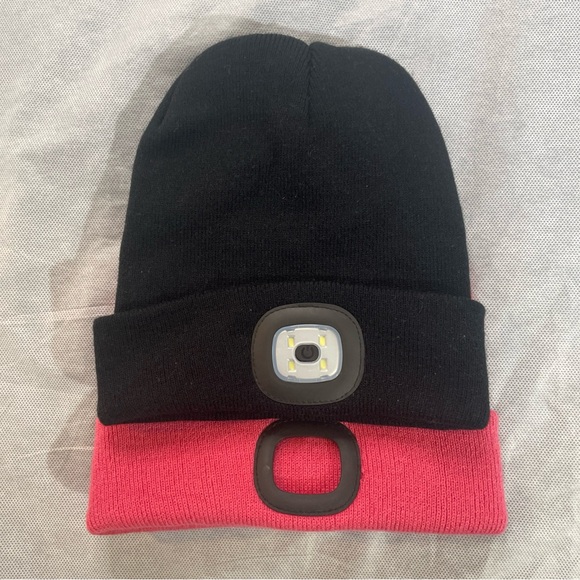 2 TagVo Night Scope Beanies OSFA Toboggan Cap LED Mount Holder 1 Light 2 Hats - Picture 2 of 8